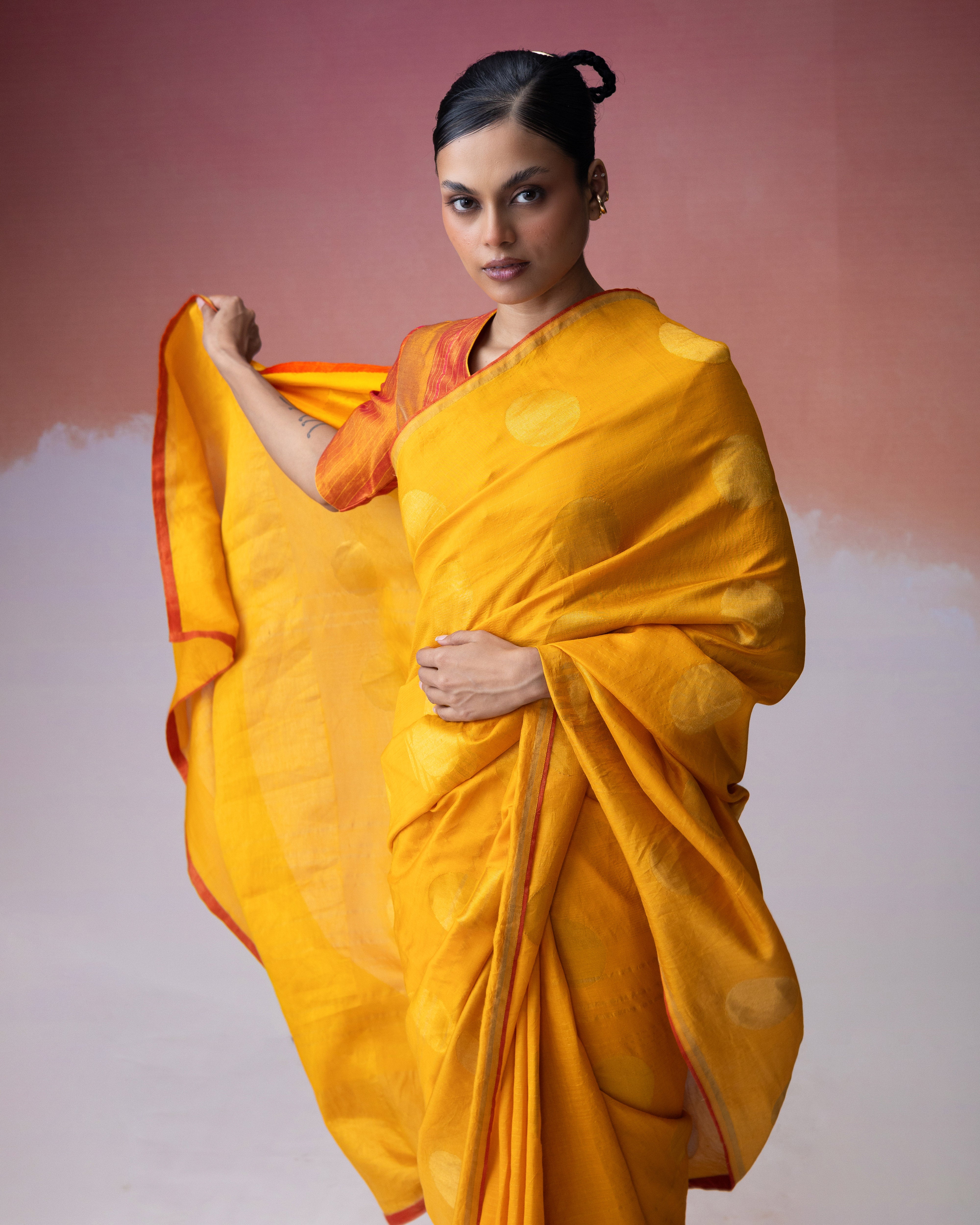 Ananya Bindu Saree