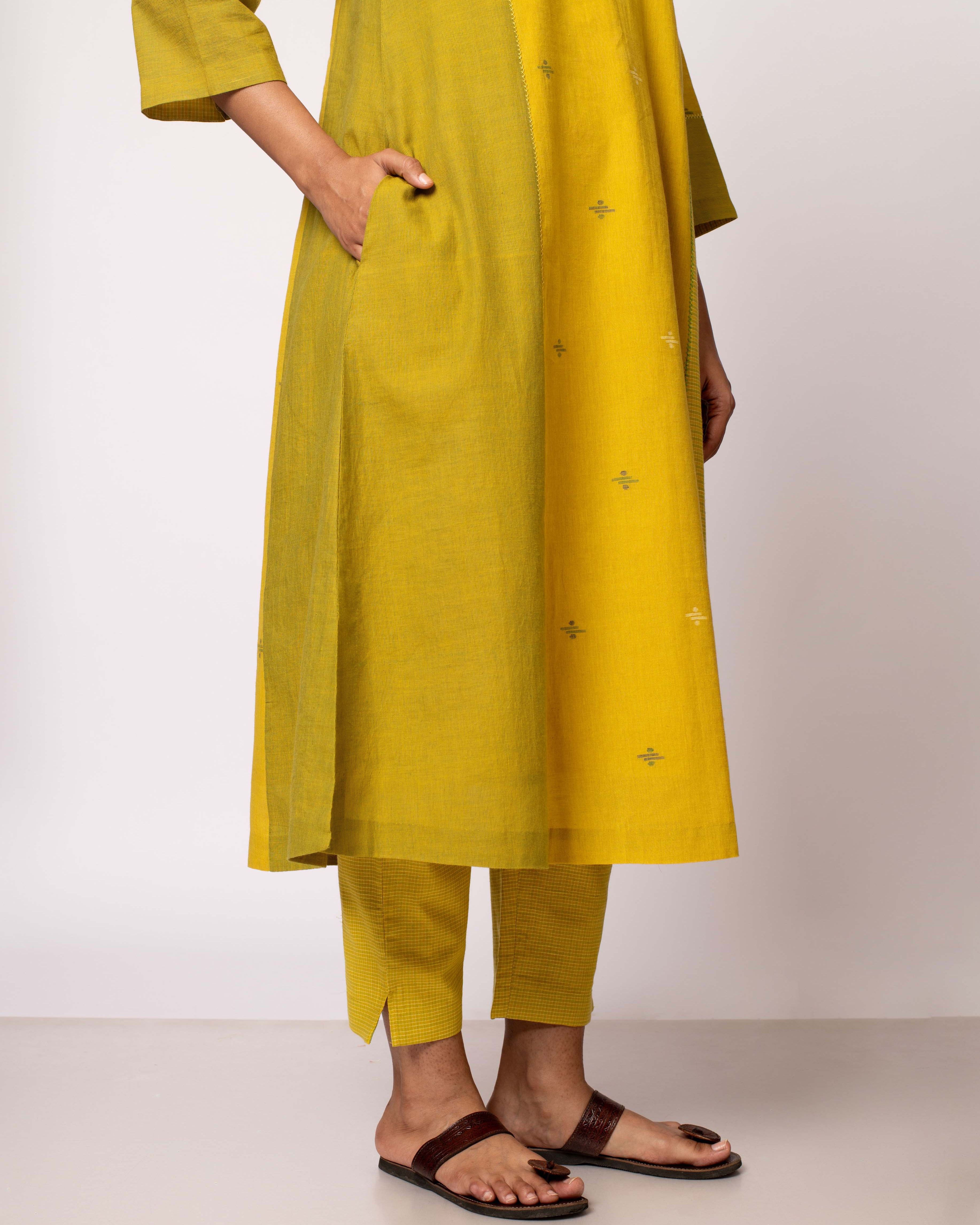 Surajmukhi Kurta