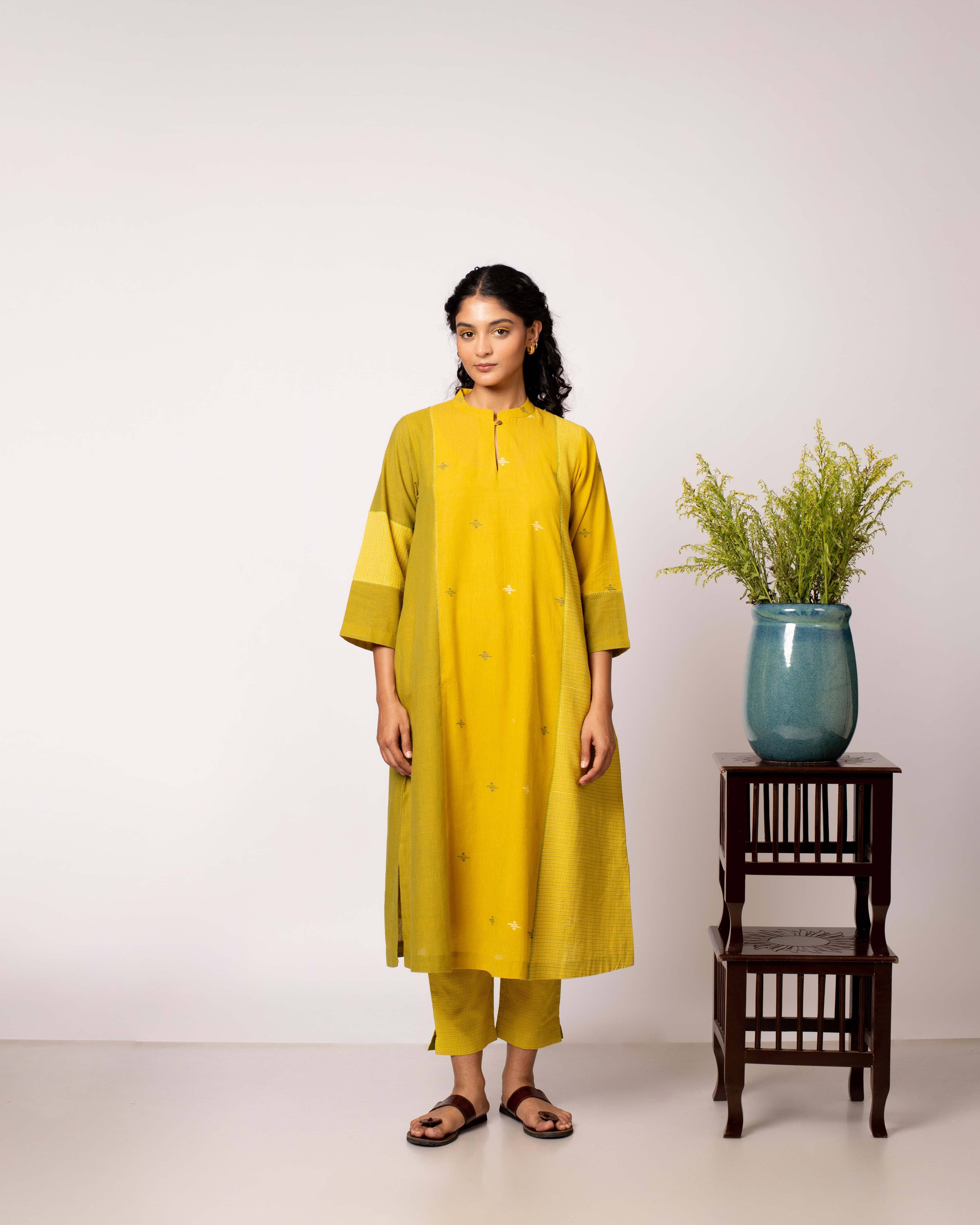 Surajmukhi Kurta