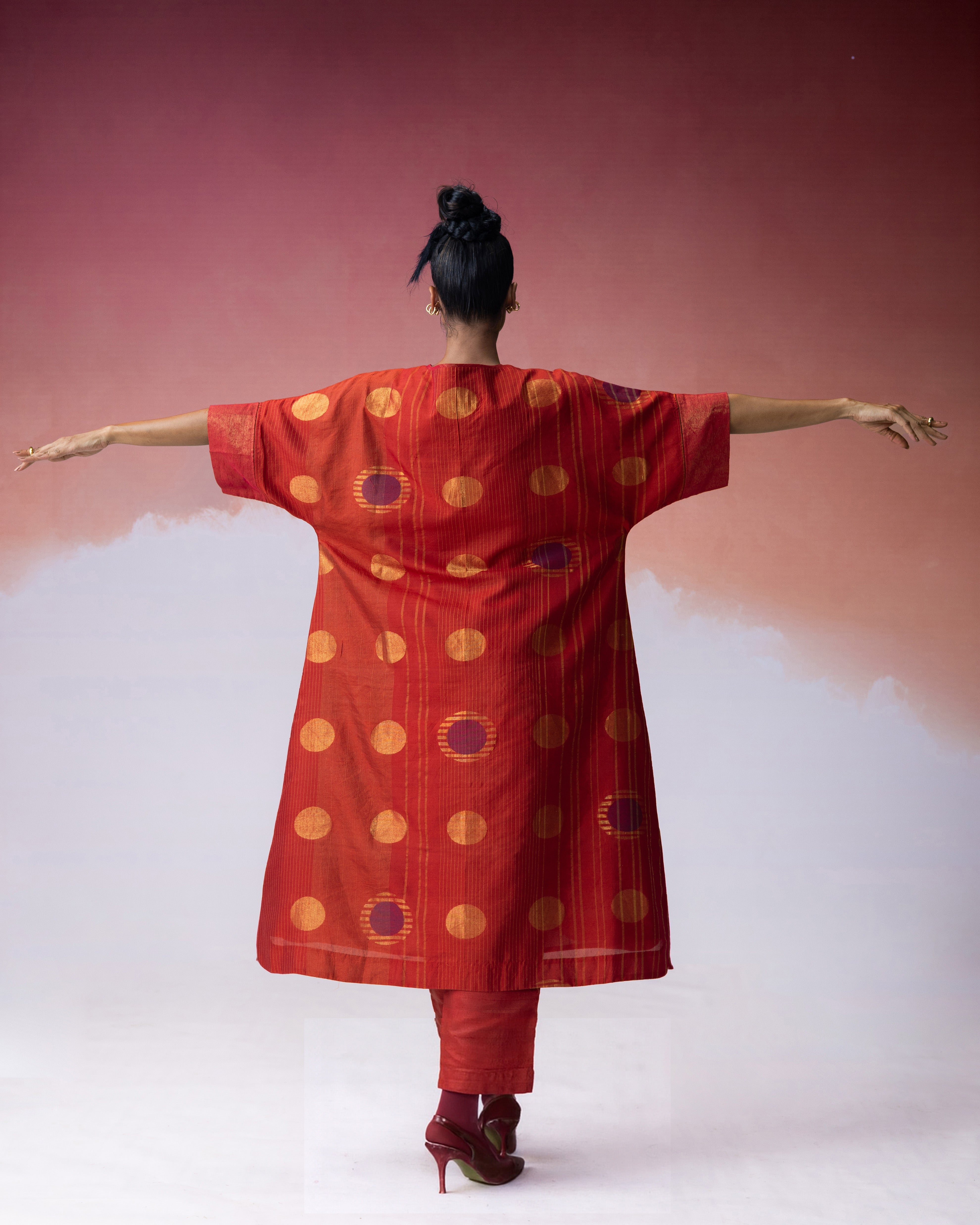 Ananyata Converging Circle Kaftan