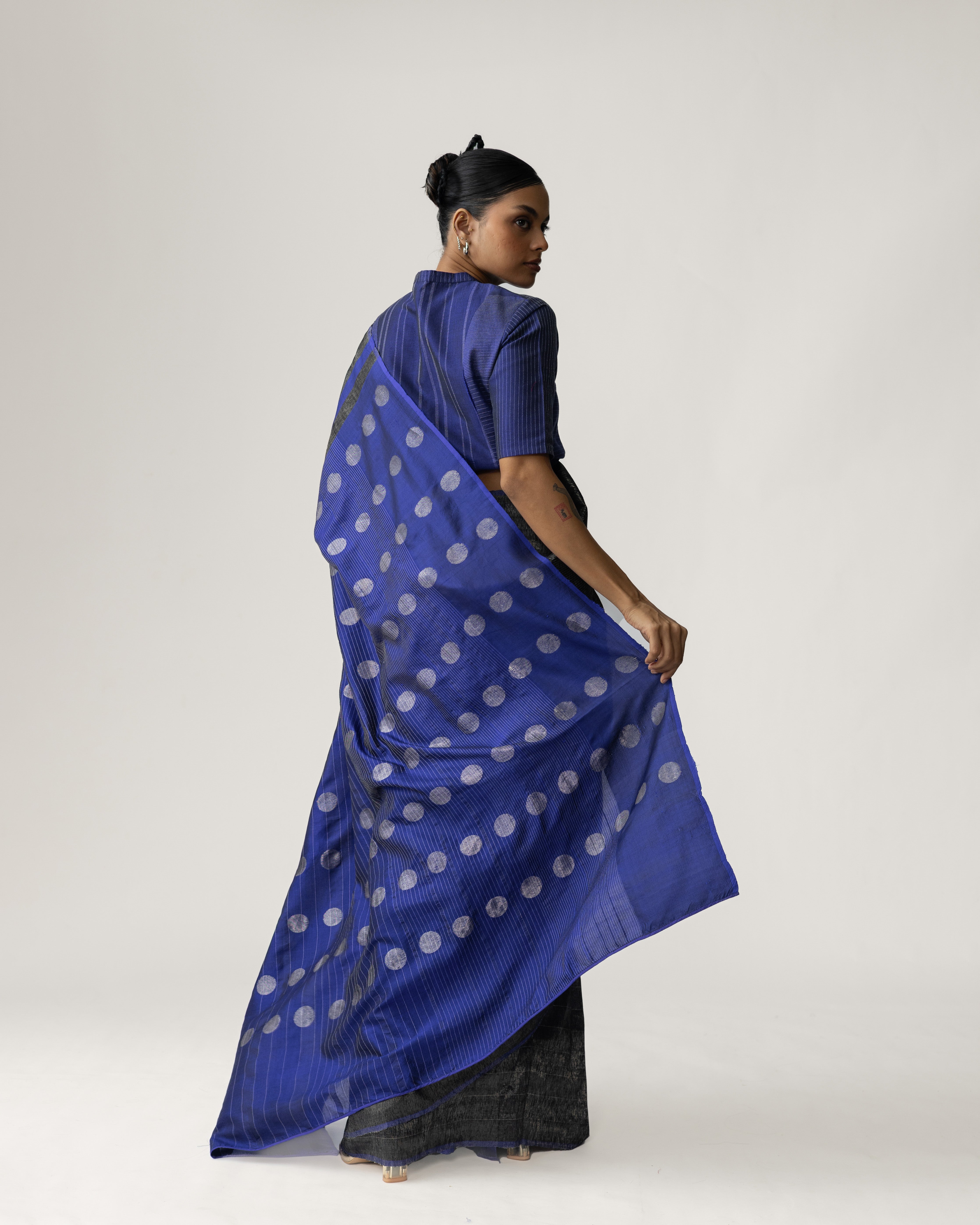 Shoonyata Bindu Anchal Saree