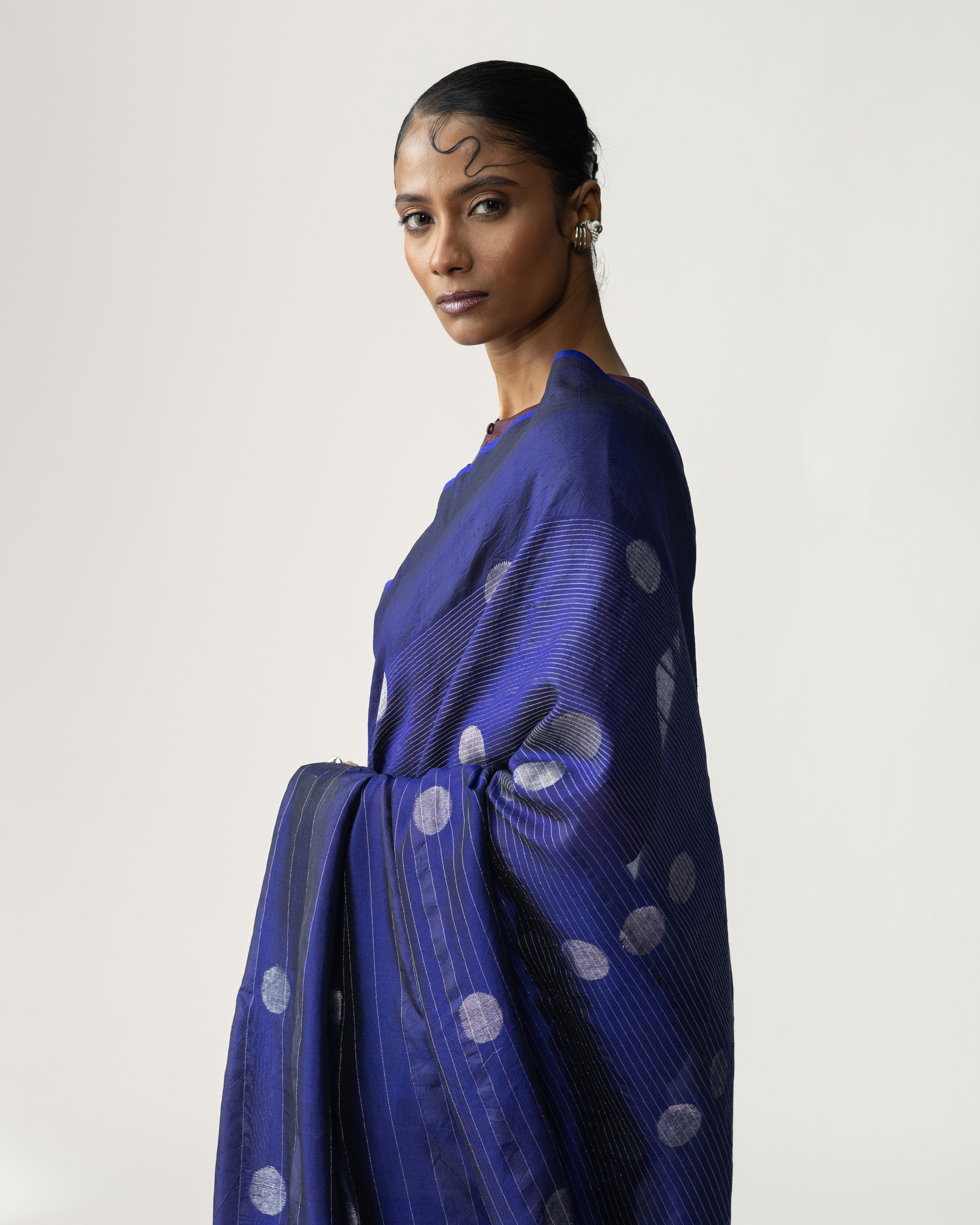 Shoonyata Bindu Rekha Saree