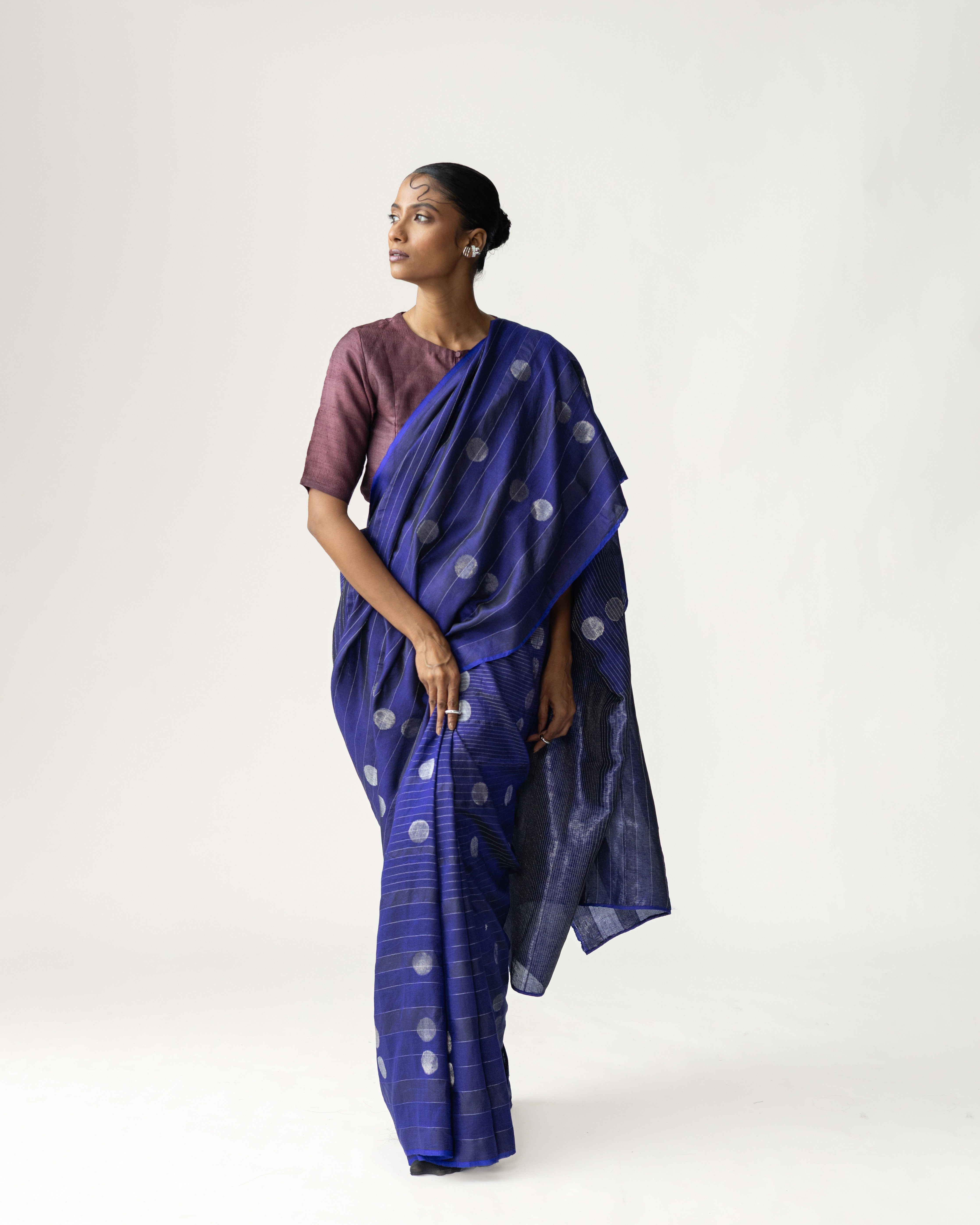 Shoonyata Bindu Rekha Saree