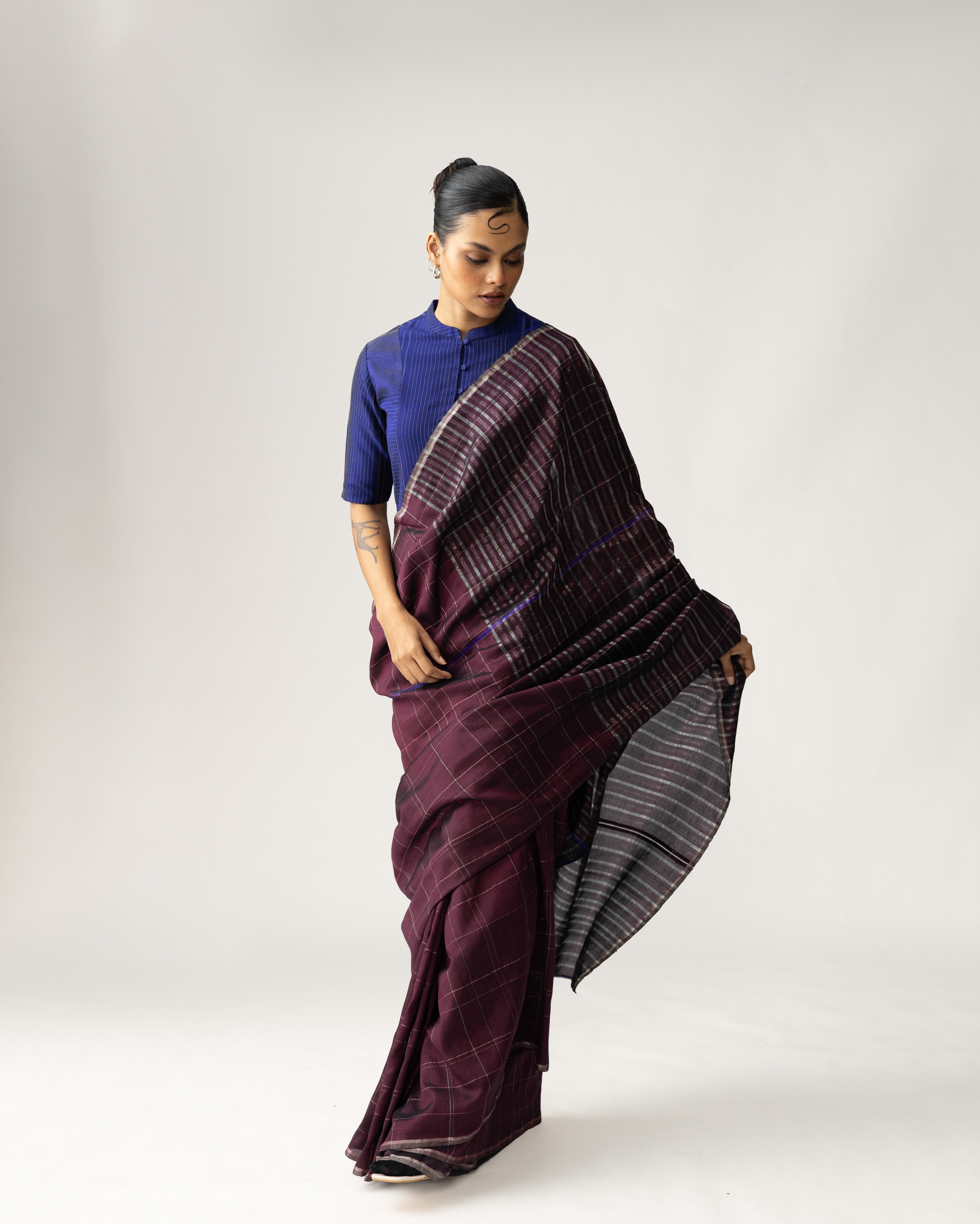 Shoonyata Tartan Saree