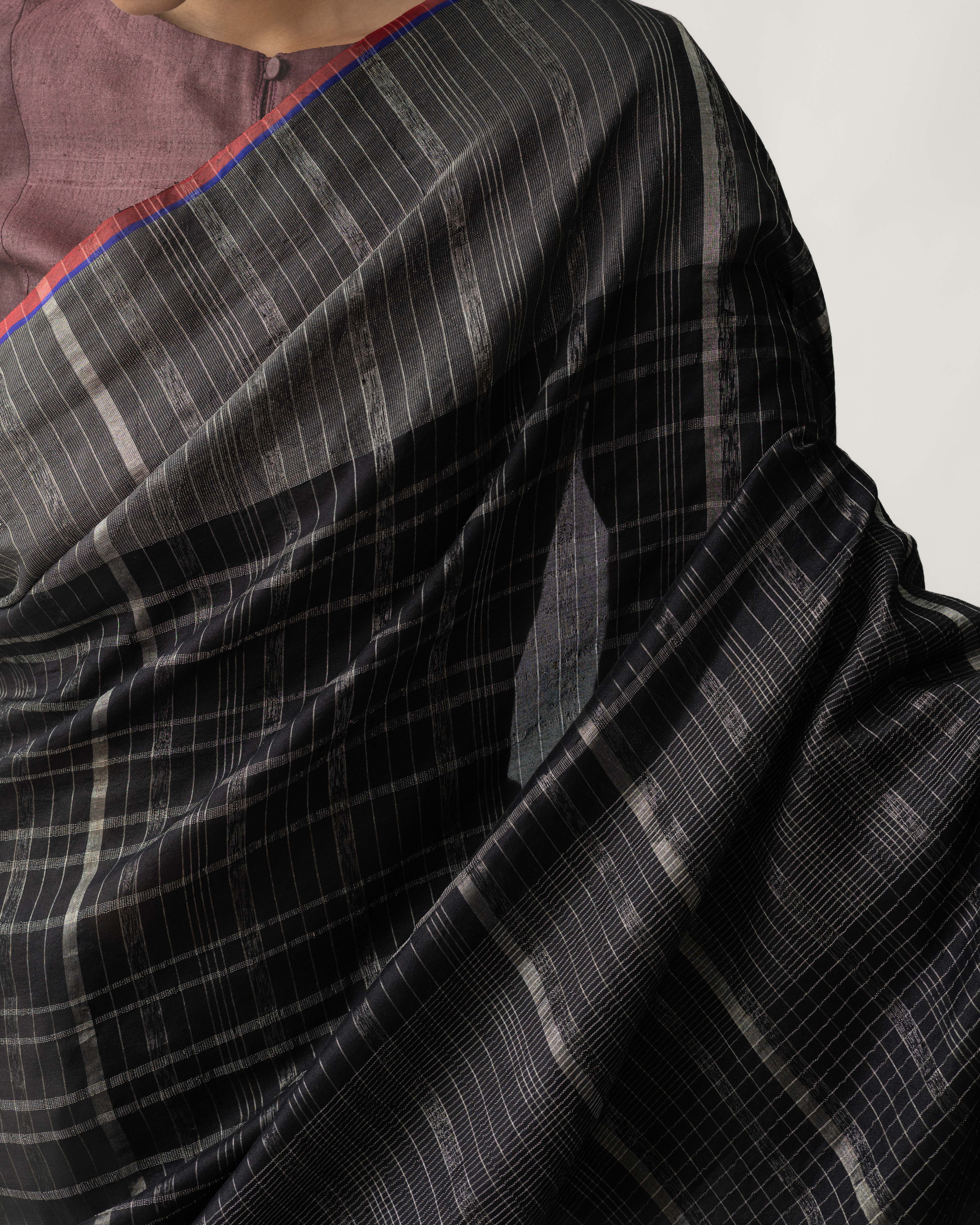 Shoonyata Checks Saree