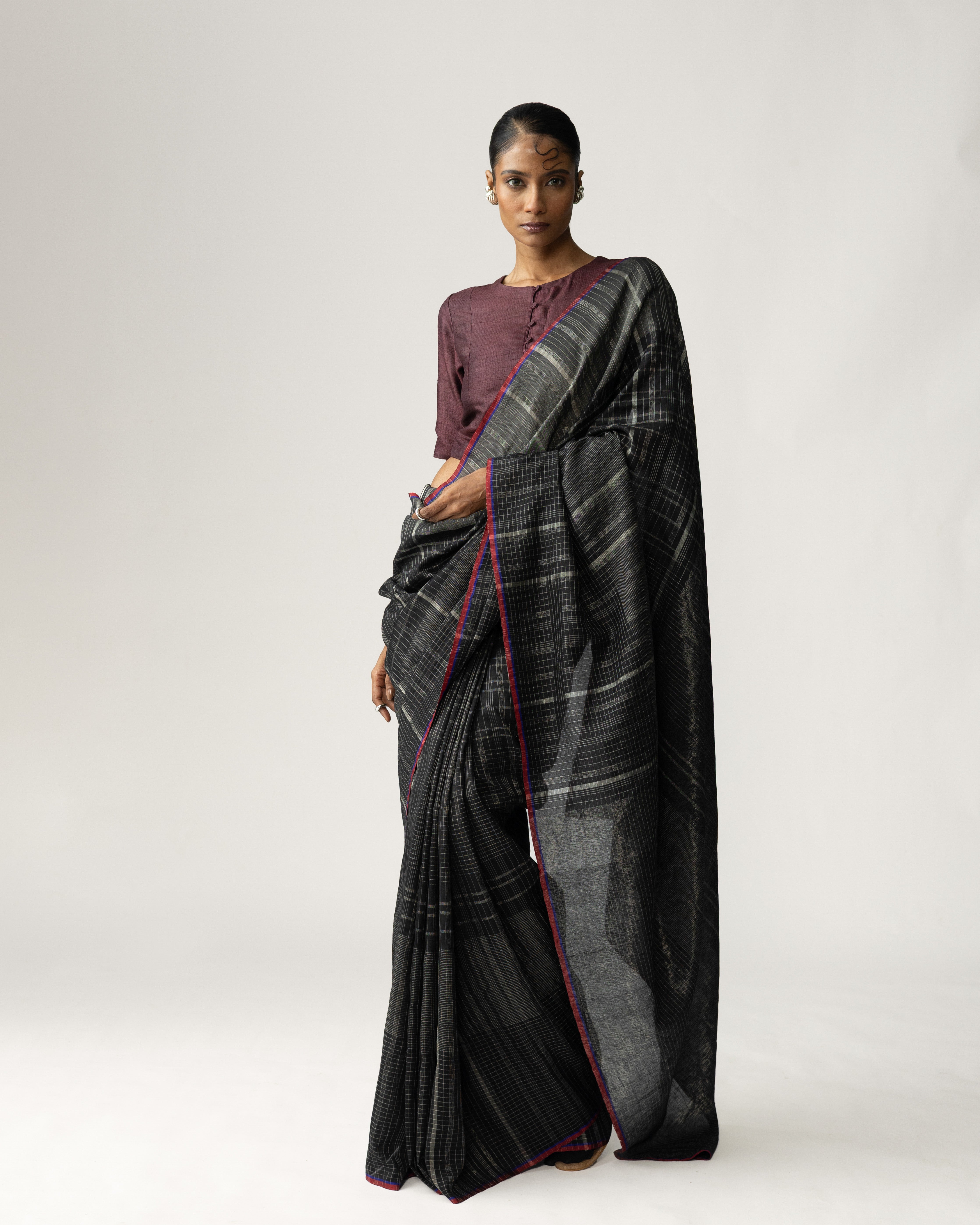 Shoonyata Checks Saree