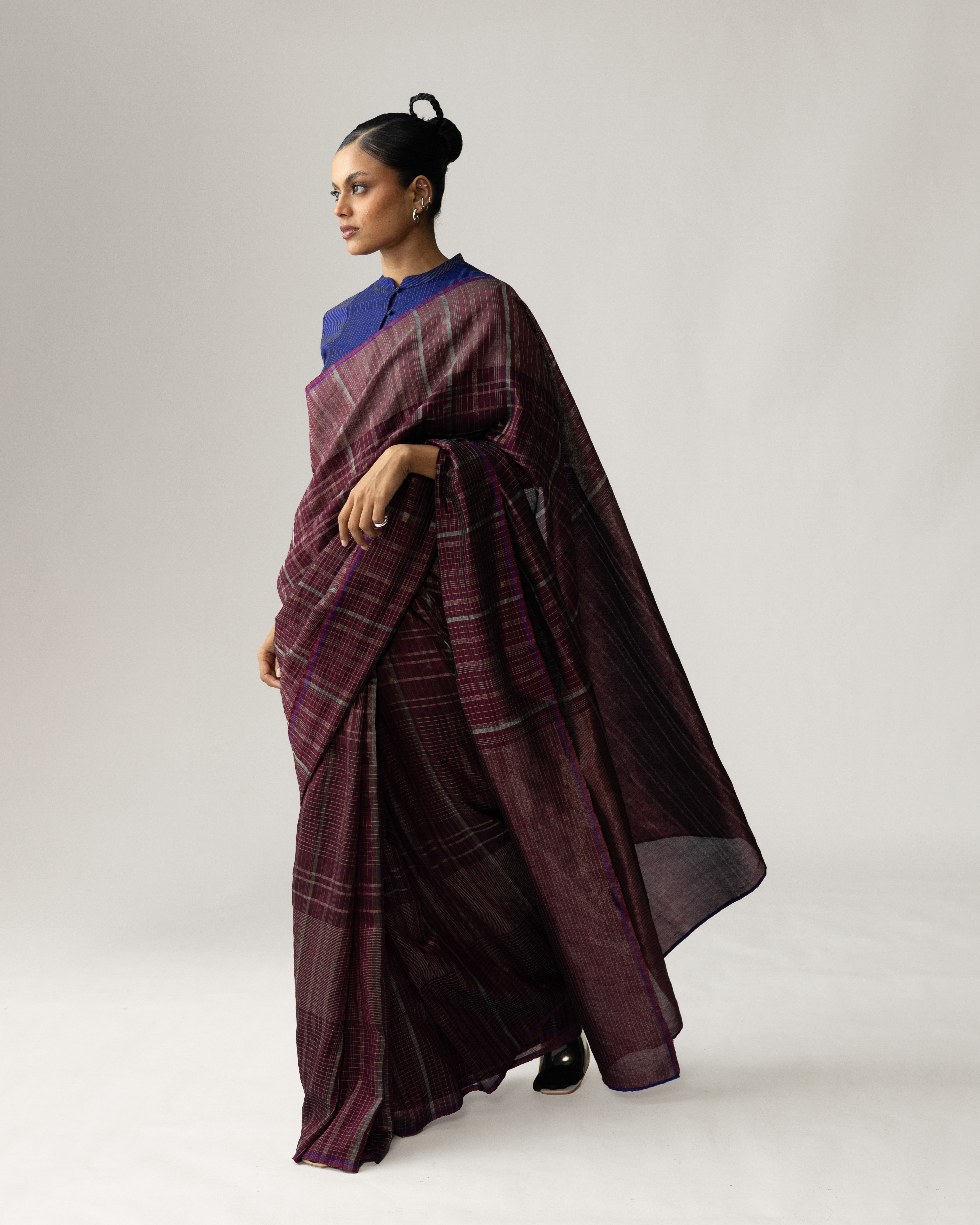 Shoonyata Checks Saree