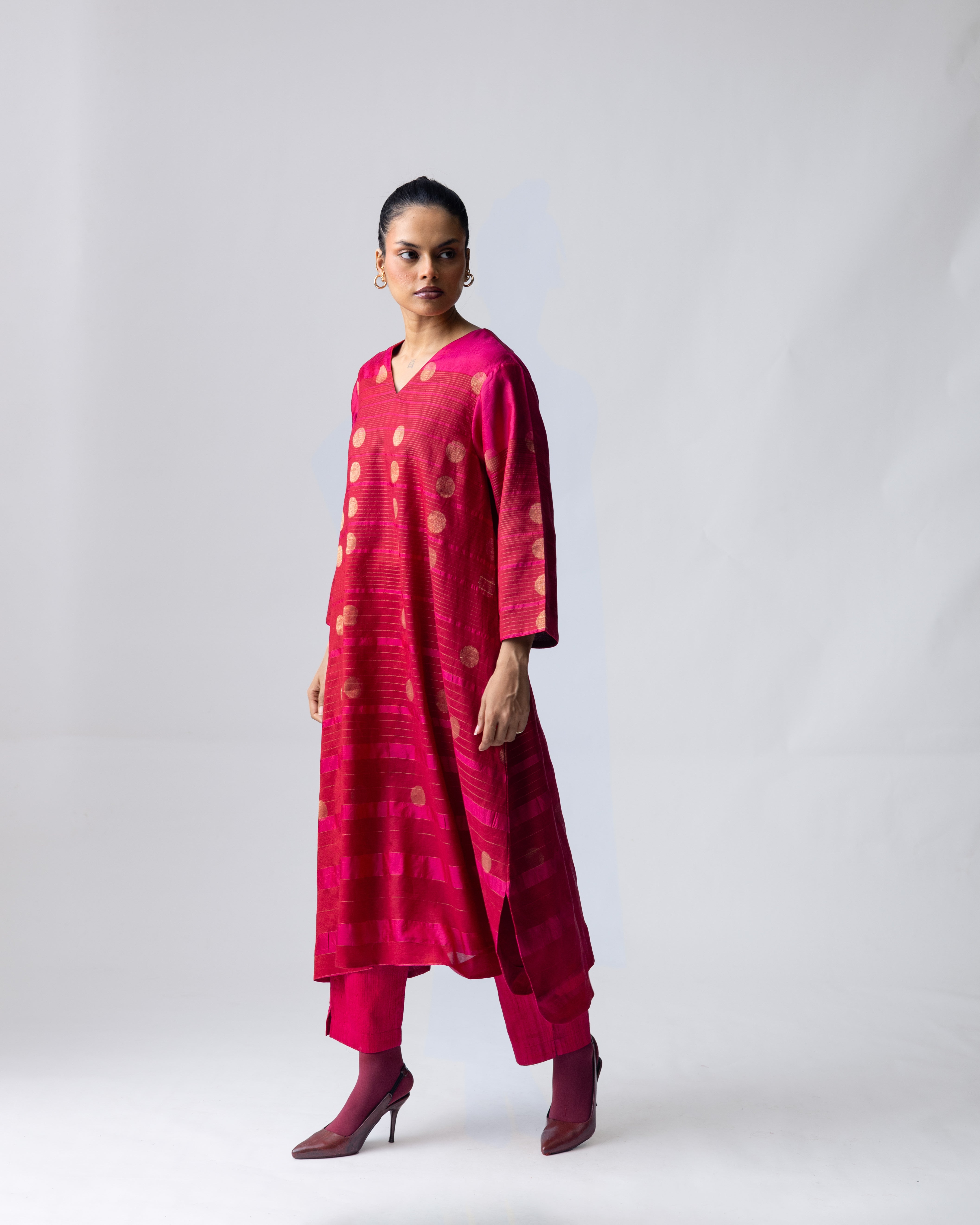 Ananyata Lunar Gradient Kurta