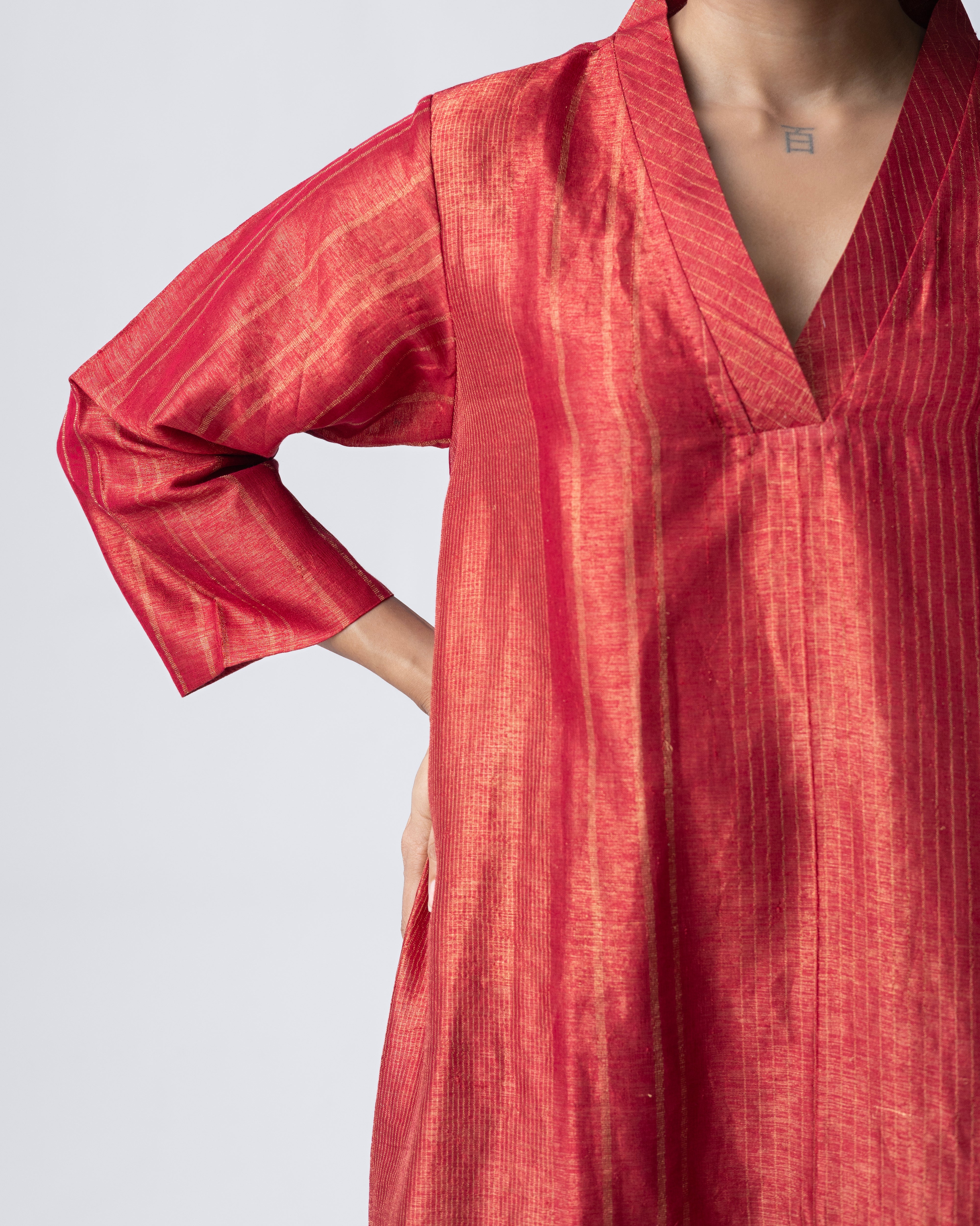 Ananyata V-Neck Tissue Kurta