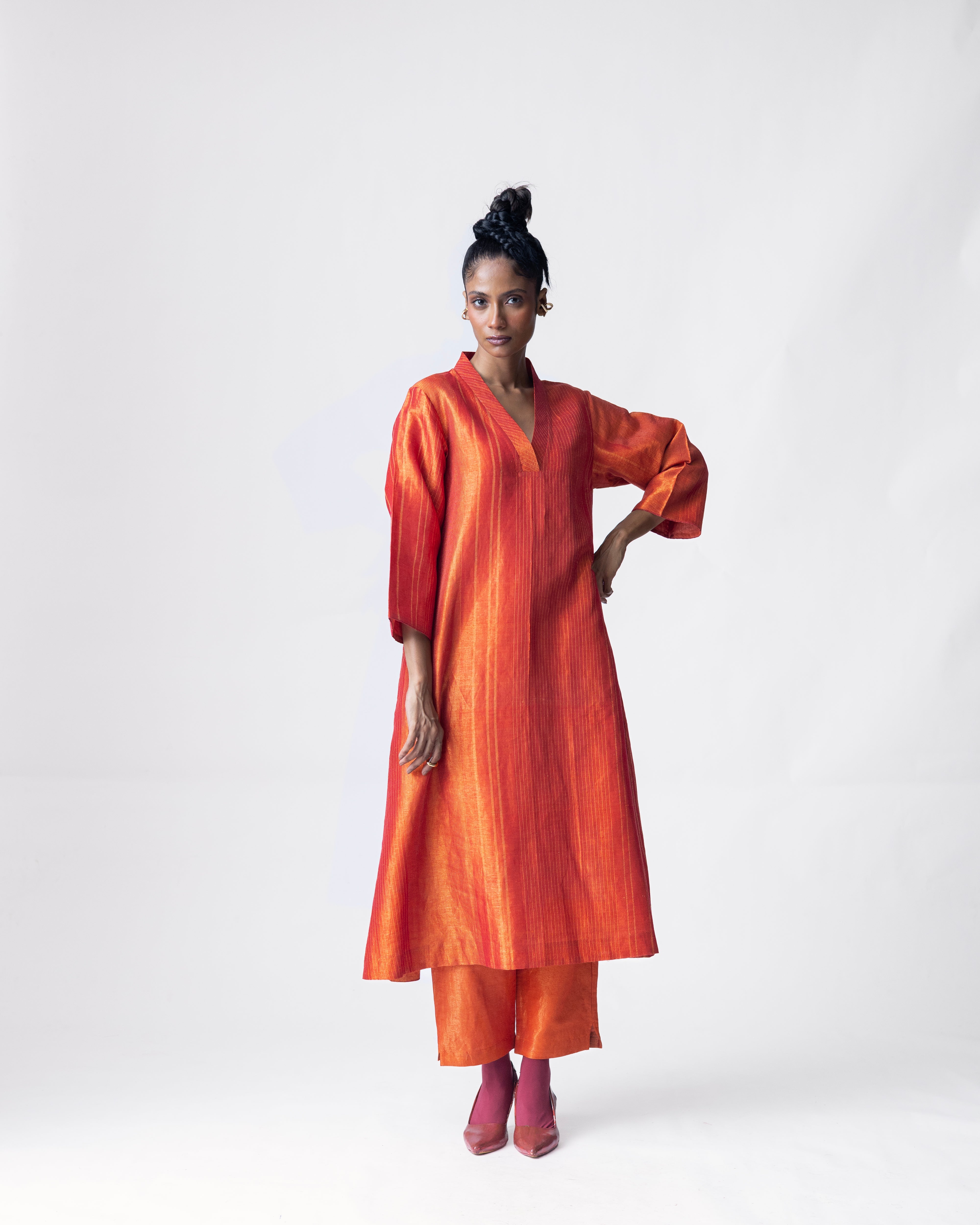 Ananyata V-Neck Tissue Kurta