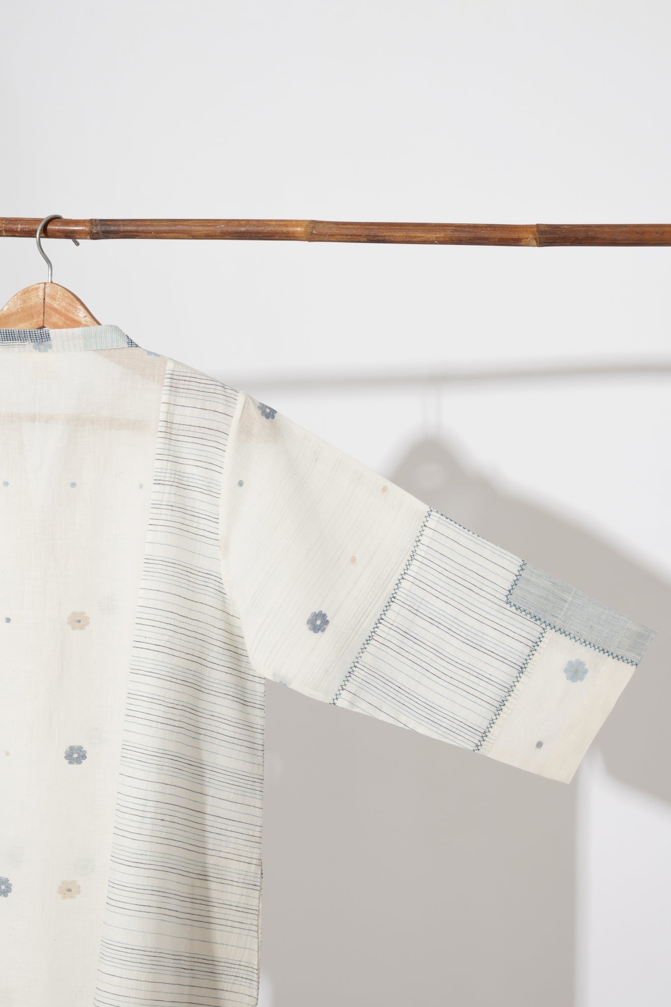 V-neck Sishumi Kurta