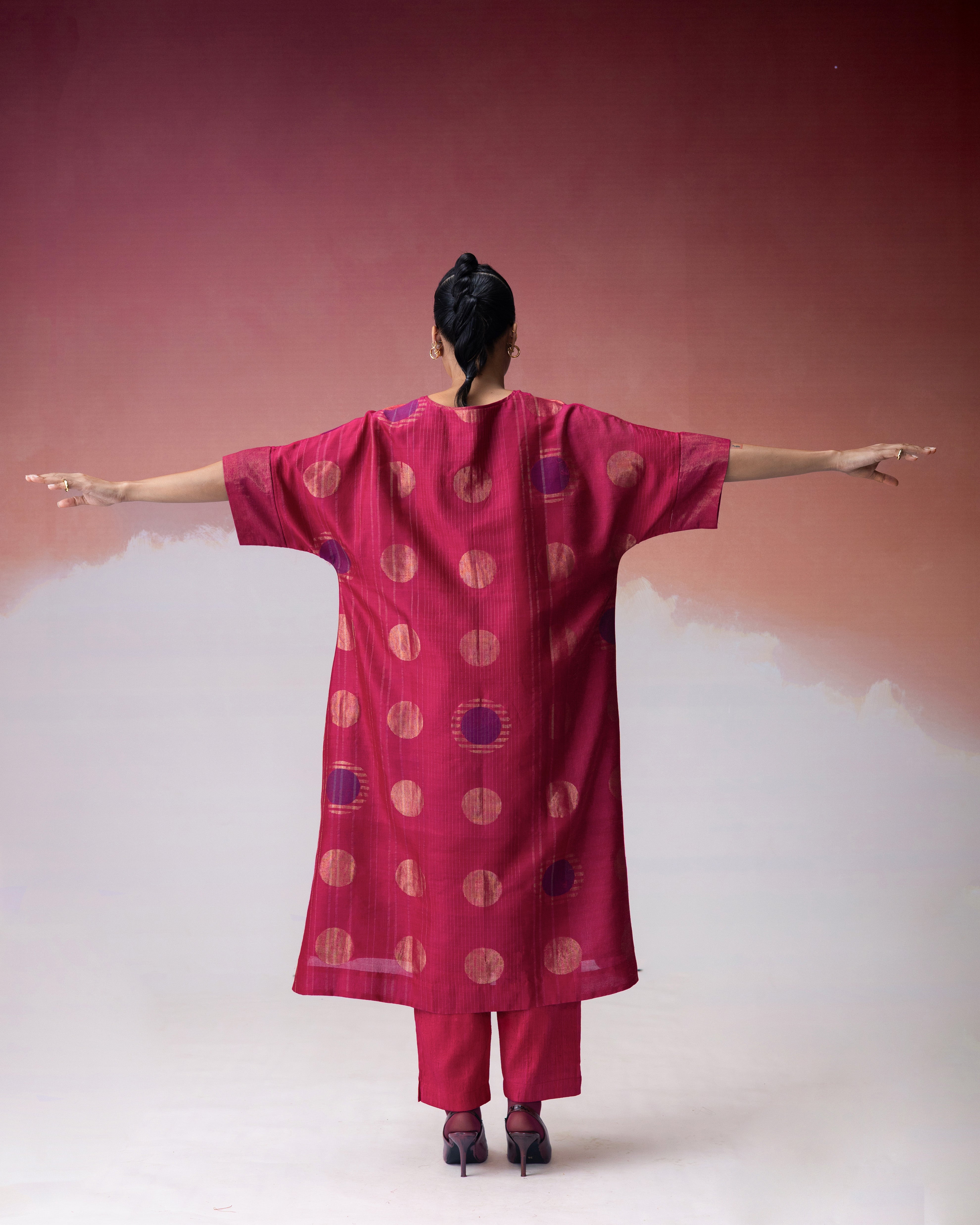 Ananyata Converging Circle Kaftan